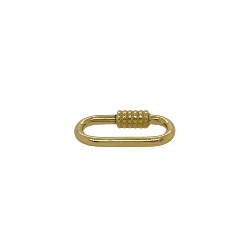 Casted in 14 kt gold, this threaded closure carabiner is perfect to add multiple charms to any necklace or bracelet.