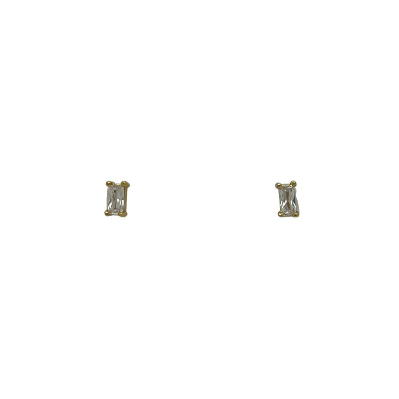 Solid sterling silver studs with crystals. Available in silver and 14 kt yellow gold vermeil.&nbsp;