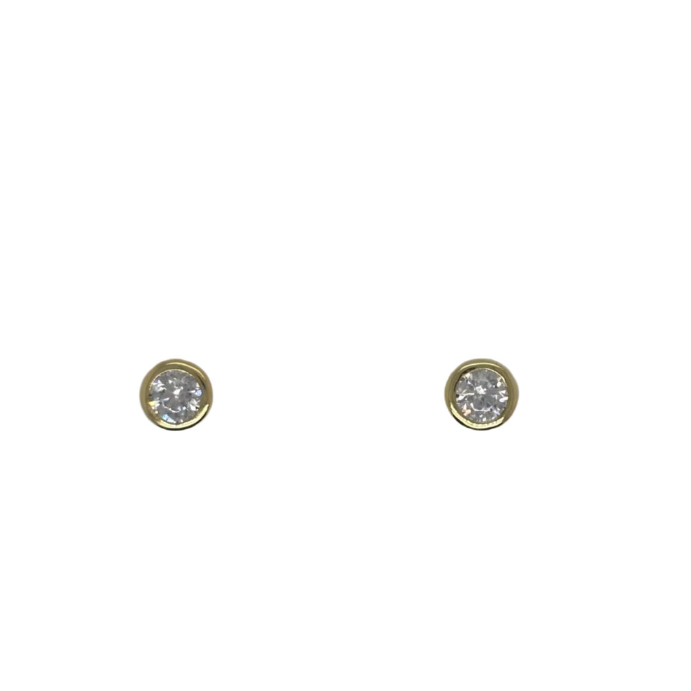 These studs are made with 14 kt gold vermeil, with a rounded genuine crystal centered in the middle. Available in sterling silver and 14 kt gold vermeil.