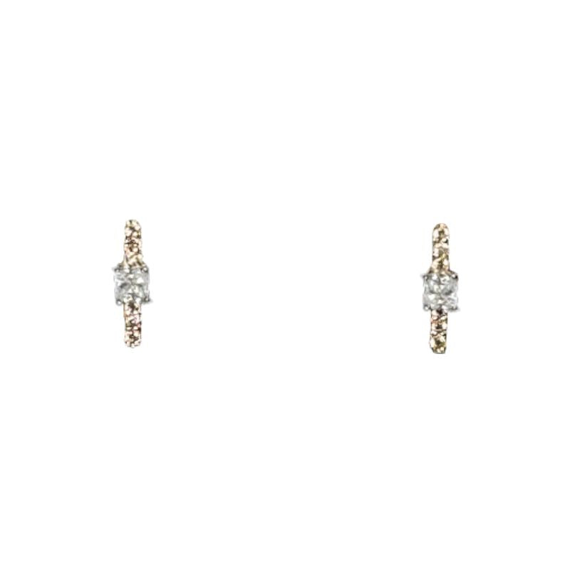 These crystal bar studs are made of 925 sterling silver. Now available in 14 kt yellow gold vermeil.